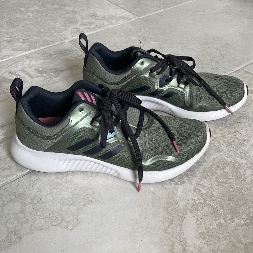 Adidas Women’s Bounce Shoes, Size 7.5